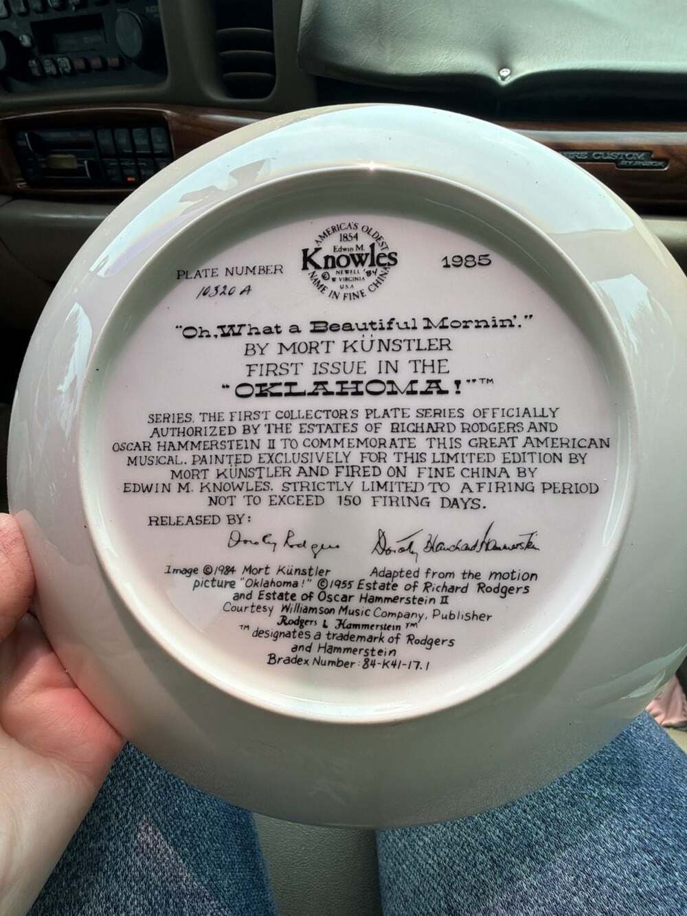 1985 "Oh, What a Beautiful Mornin'" Oklahoma! First Issue Collector Plate by Mo